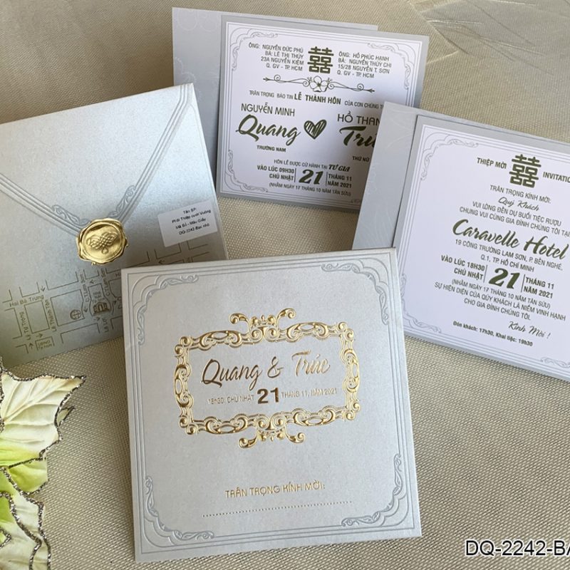 Thiệp Cưới DQ-2242 Bạc Nhũ